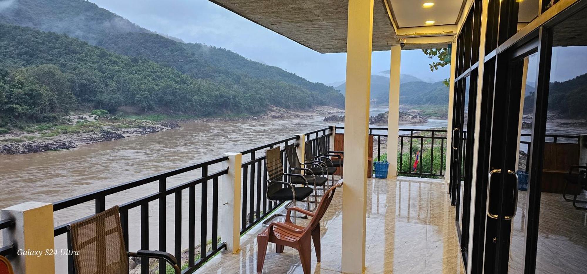 Inn Riverside Hostel Pb Muang Pakbèng Εξωτερικό φωτογραφία