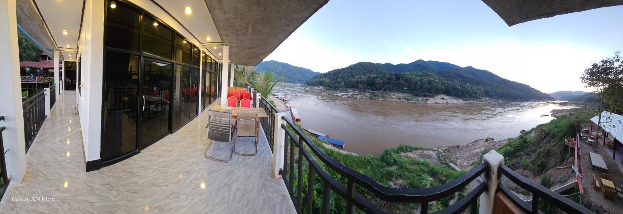 Inn Riverside Hostel Pb Muang Pakbèng Εξωτερικό φωτογραφία
