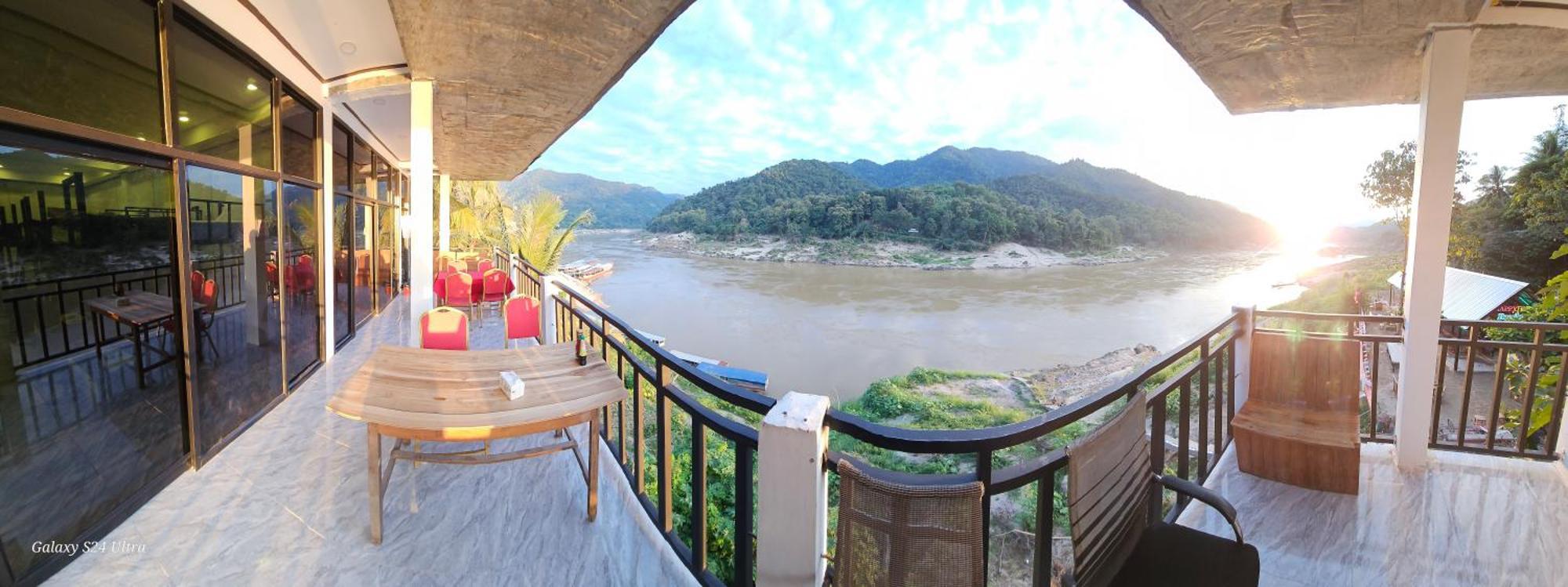 Inn Riverside Hostel Pb Muang Pakbèng Εξωτερικό φωτογραφία